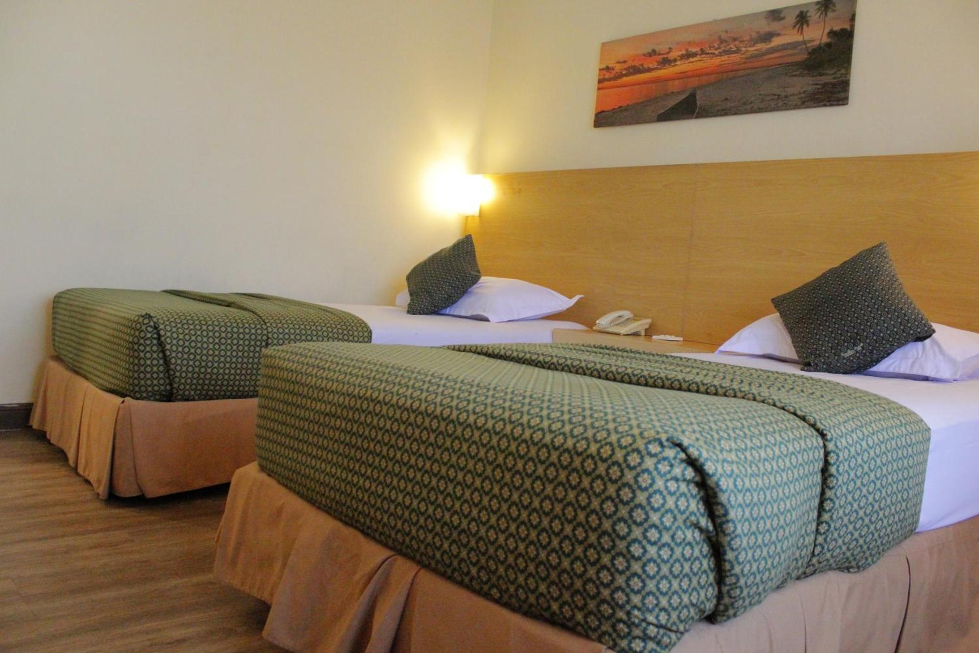 Lux Tychi Hotel مالانغ المظهر الخارجي الصورة