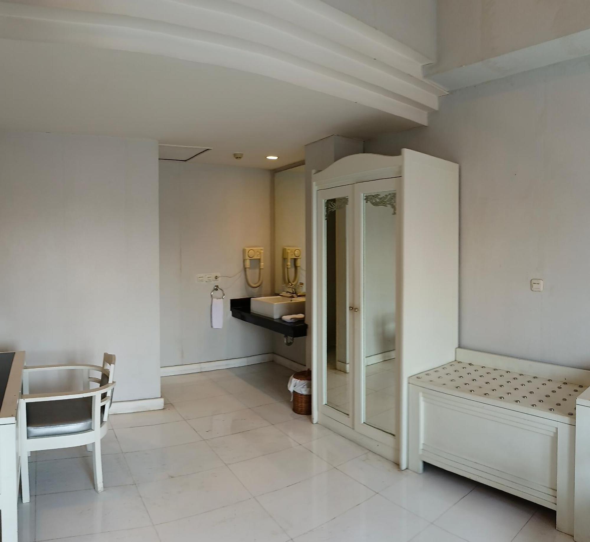 Lux Tychi Hotel مالانغ المظهر الخارجي الصورة